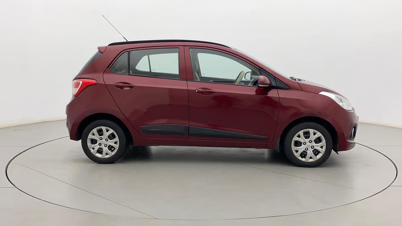 2016 Hyundai Grand i10 SPORTZ 1.2 KAPPA VTVT, Petrol, Manual, 69,302 km, Right Side View