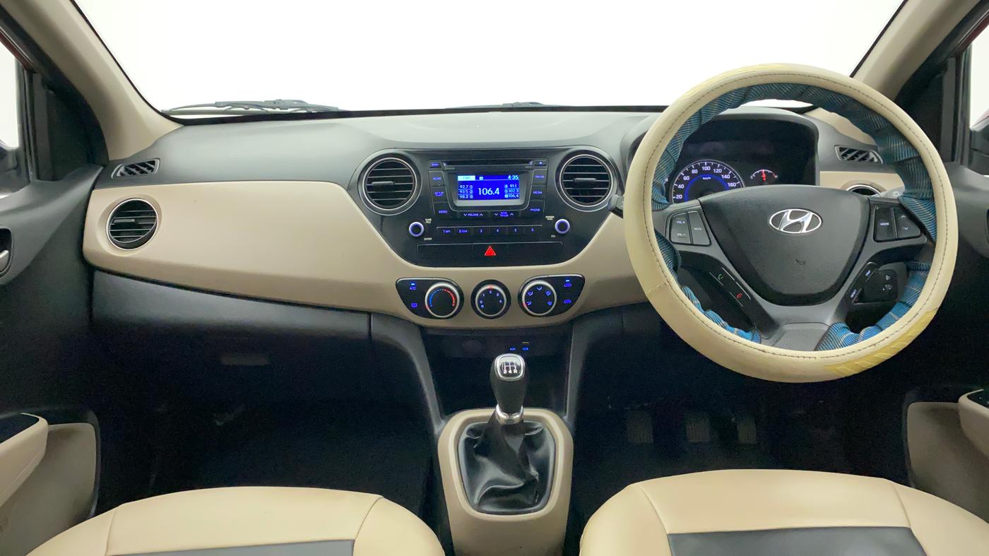 2016 Hyundai Grand i10 SPORTZ 1.2 KAPPA VTVT, Petrol, Manual, 69,302 km, Dashboard