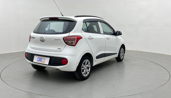 2018 Hyundai Grand i10 SPORTZ 1.2 KAPPA VTVT, Petrol, Manual, 69,483 km, Right Back Diagonal