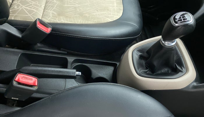 2018 Hyundai Grand i10 SPORTZ 1.2 KAPPA VTVT, Petrol, Manual, 69,483 km, Gear Lever