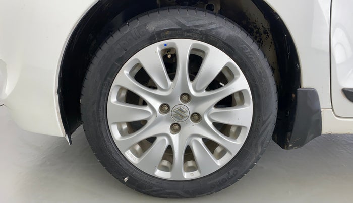 2015 Maruti Baleno ALPHA 1.2 K12, Petrol, Manual, 65,854 km, Left Front Wheel