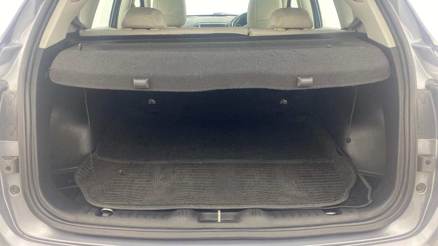 2019 Jeep Compass LIMITED 2.0 DIESEL, Diesel, Manual, 79,393 km, Boot Inside