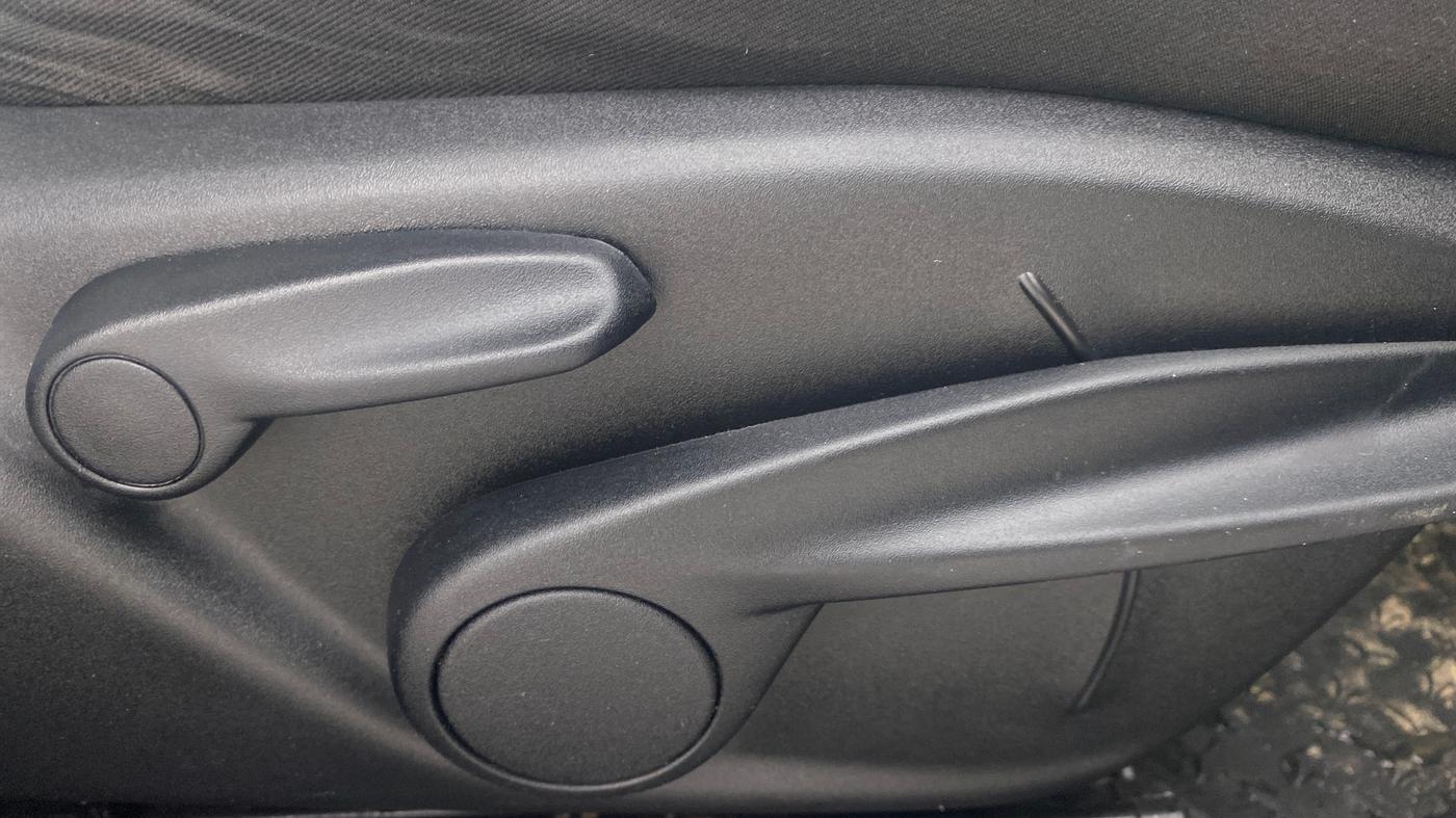 2019 Jeep Compass LIMITED 2.0 DIESEL, Diesel, Manual, 79,393 km, Driver Side Adjustment Panel
