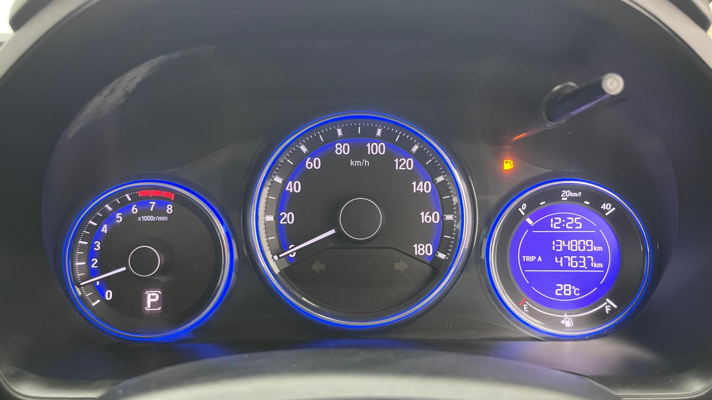2016 Honda Amaze 1.2L I-VTEC VX AT, Petrol, Automatic, 1,34,808 km, Odometer Image