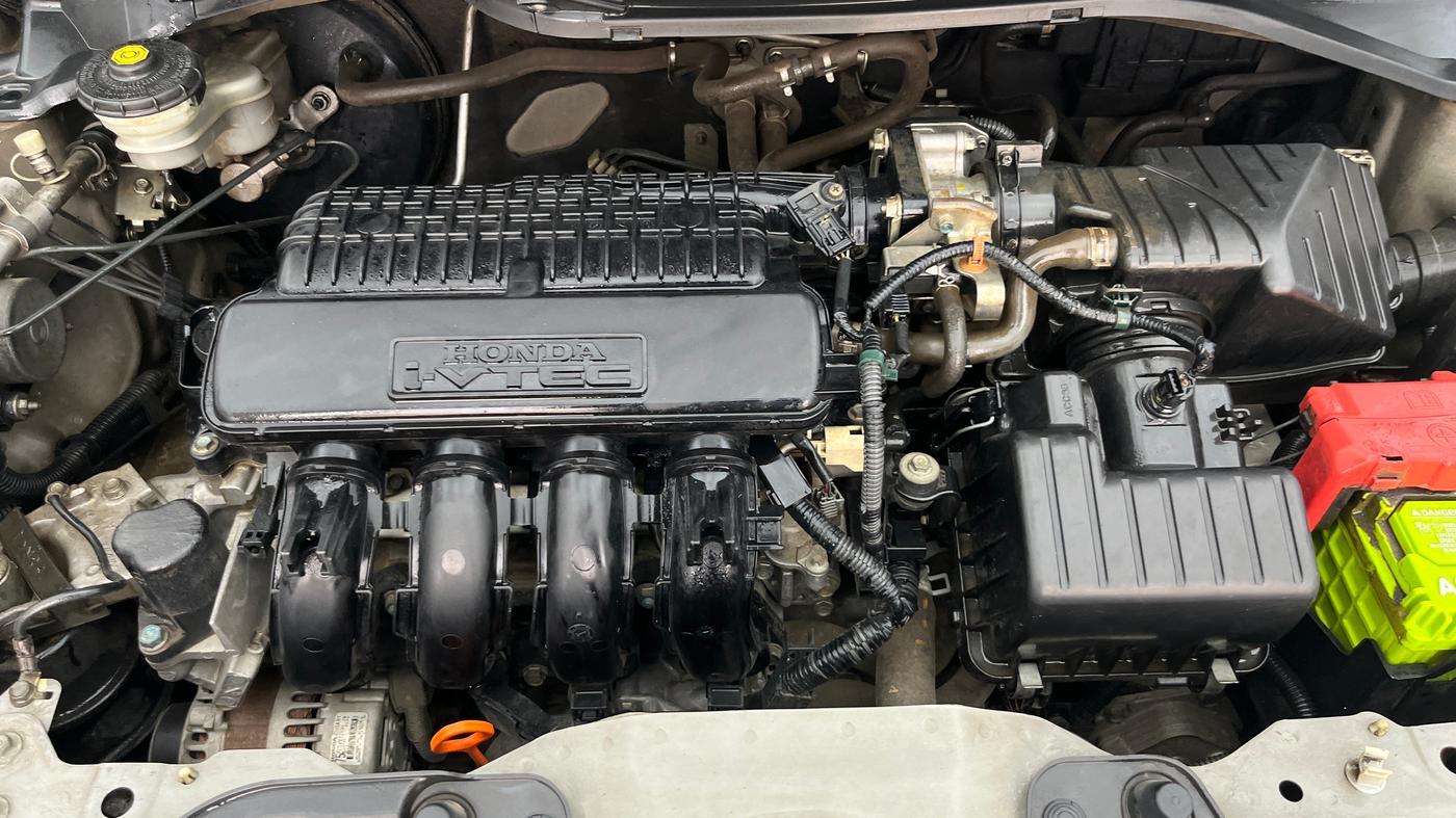 2016 Honda Amaze 1.2L I-VTEC VX AT, Petrol, Automatic, 1,34,808 km, Engine View