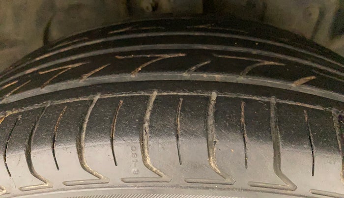 2015 Ford Ecosport TITANIUM 1.5L DIESEL (OPT), Diesel, Manual, 73,517 km, Right Front Tyre Tread
