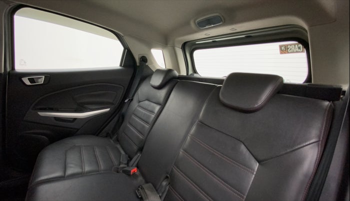 2015 Ford Ecosport TITANIUM 1.5L DIESEL (OPT), Diesel, Manual, 73,517 km, Right Side Rear Door Cabin