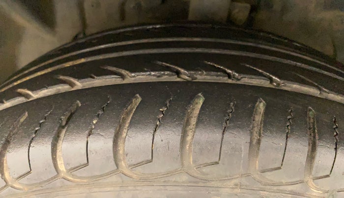 2015 Ford Ecosport TITANIUM 1.5L DIESEL (OPT), Diesel, Manual, 73,517 km, Left Front Tyre Tread