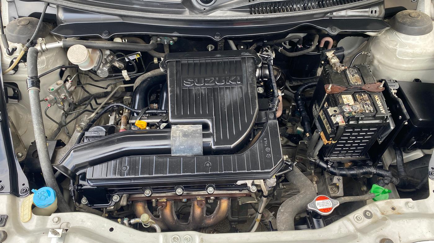 2015 Maruti Swift Dzire VXI, Petrol, Manual, 23,028 km, Engine View