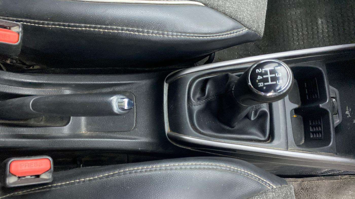 2019 Maruti XL6 ZETA MT, Petrol, Manual, 89,655 km, Gear Lever