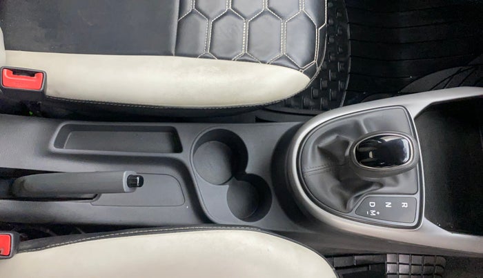 2020 Hyundai GRAND I10 NIOS SPORTZ AMT 1.2 KAPPA VTVT, Petrol, Automatic, 28,213 km, Gear Lever