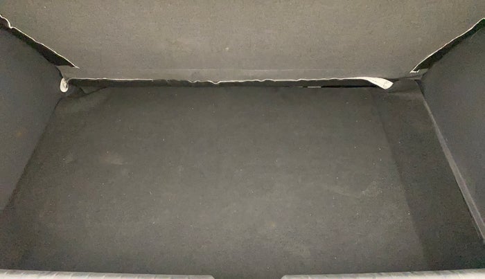 2020 Hyundai GRAND I10 NIOS SPORTZ AMT 1.2 KAPPA VTVT, Petrol, Automatic, 28,213 km, Boot Inside