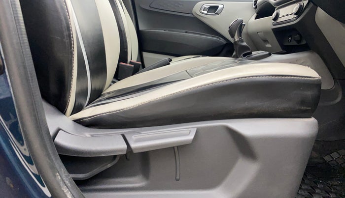 2020 Hyundai GRAND I10 NIOS SPORTZ AMT 1.2 KAPPA VTVT, Petrol, Automatic, 28,213 km, Driver Side Adjustment Panel