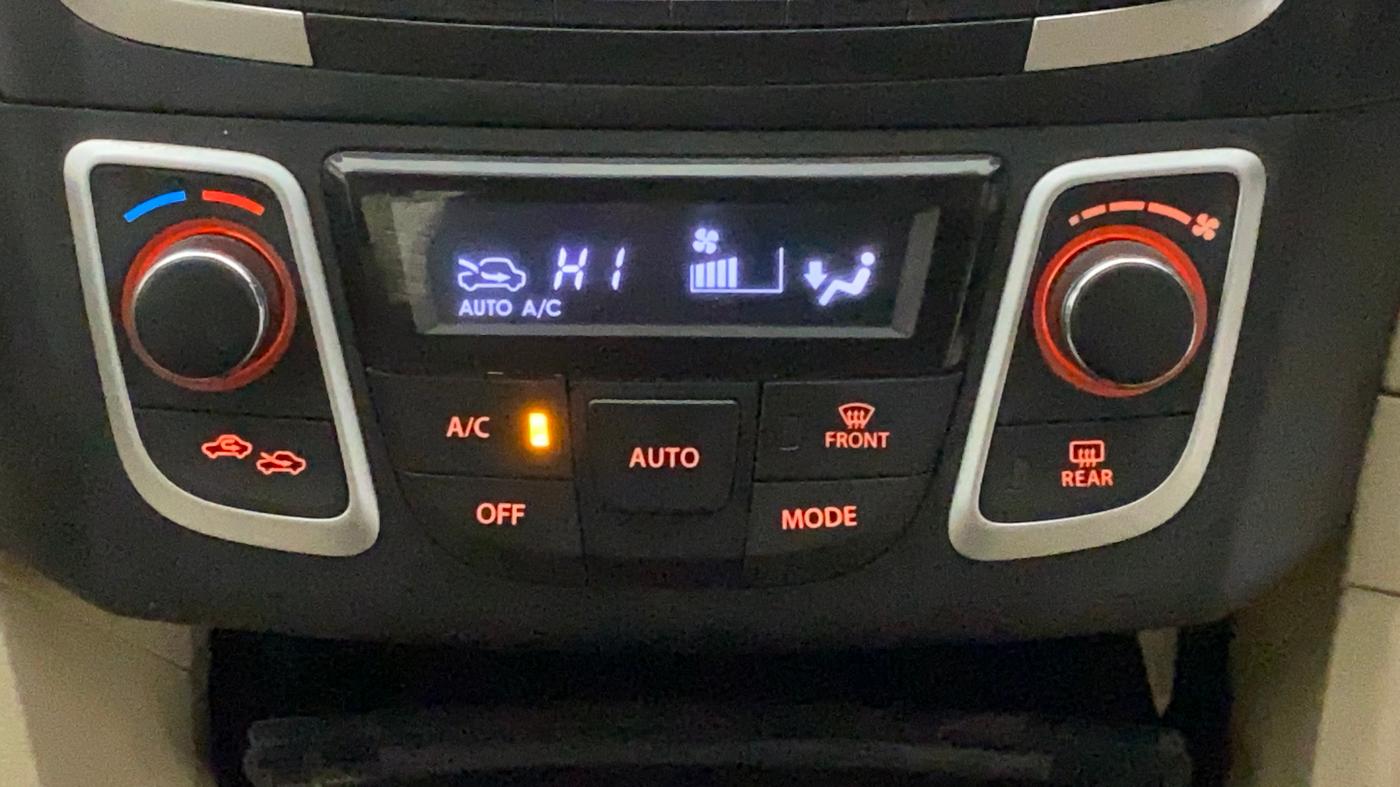 2015 Maruti Ciaz ZXI, CNG, Manual, 49,657 km, Automatic Climate Control