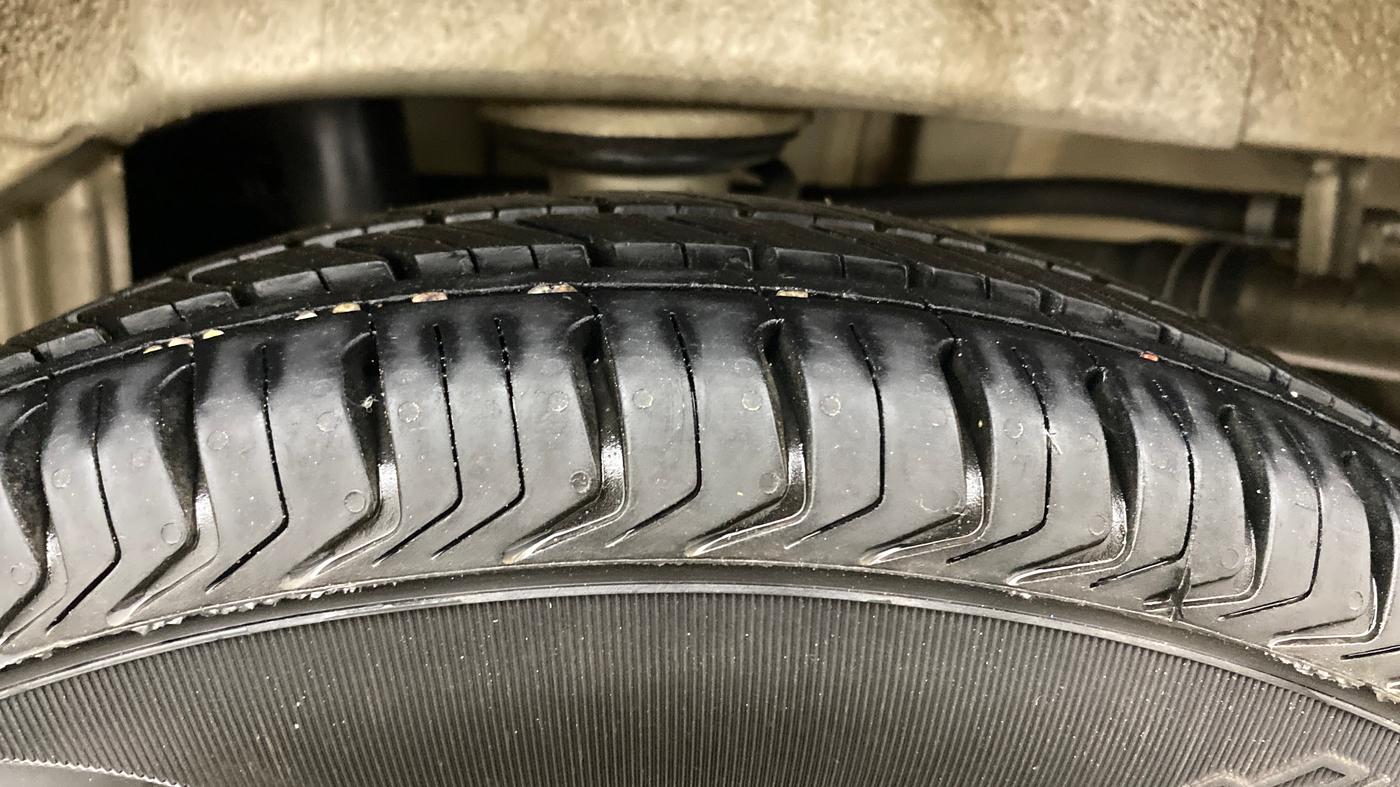 2020 Maruti Alto LXI, Petrol, Manual, 60,401 km, Left Rear Tyre Tread