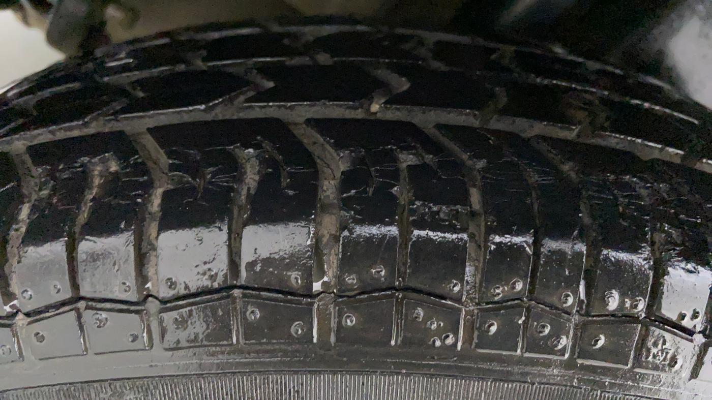 2013 Maruti Swift Dzire VXI, Petrol, Manual, 43,009 km, Right Rear Tyre Tread