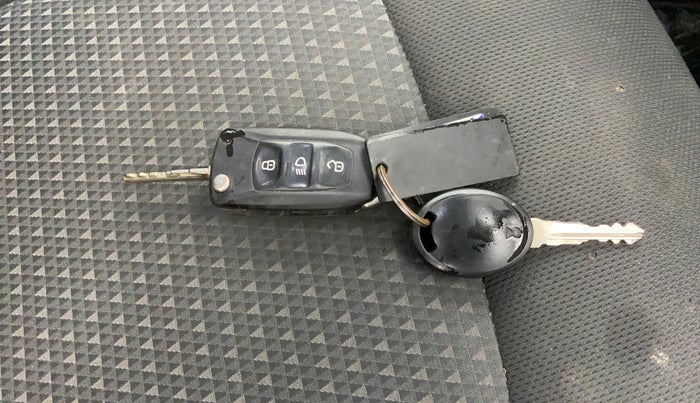 2019 Tata Tiago XZ PLUS PETROL, Petrol, Manual, 73,510 km, Key Close Up