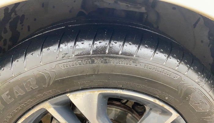 2019 Tata Tiago XZ PLUS PETROL, Petrol, Manual, 73,510 km, Left Front Tyre Tread