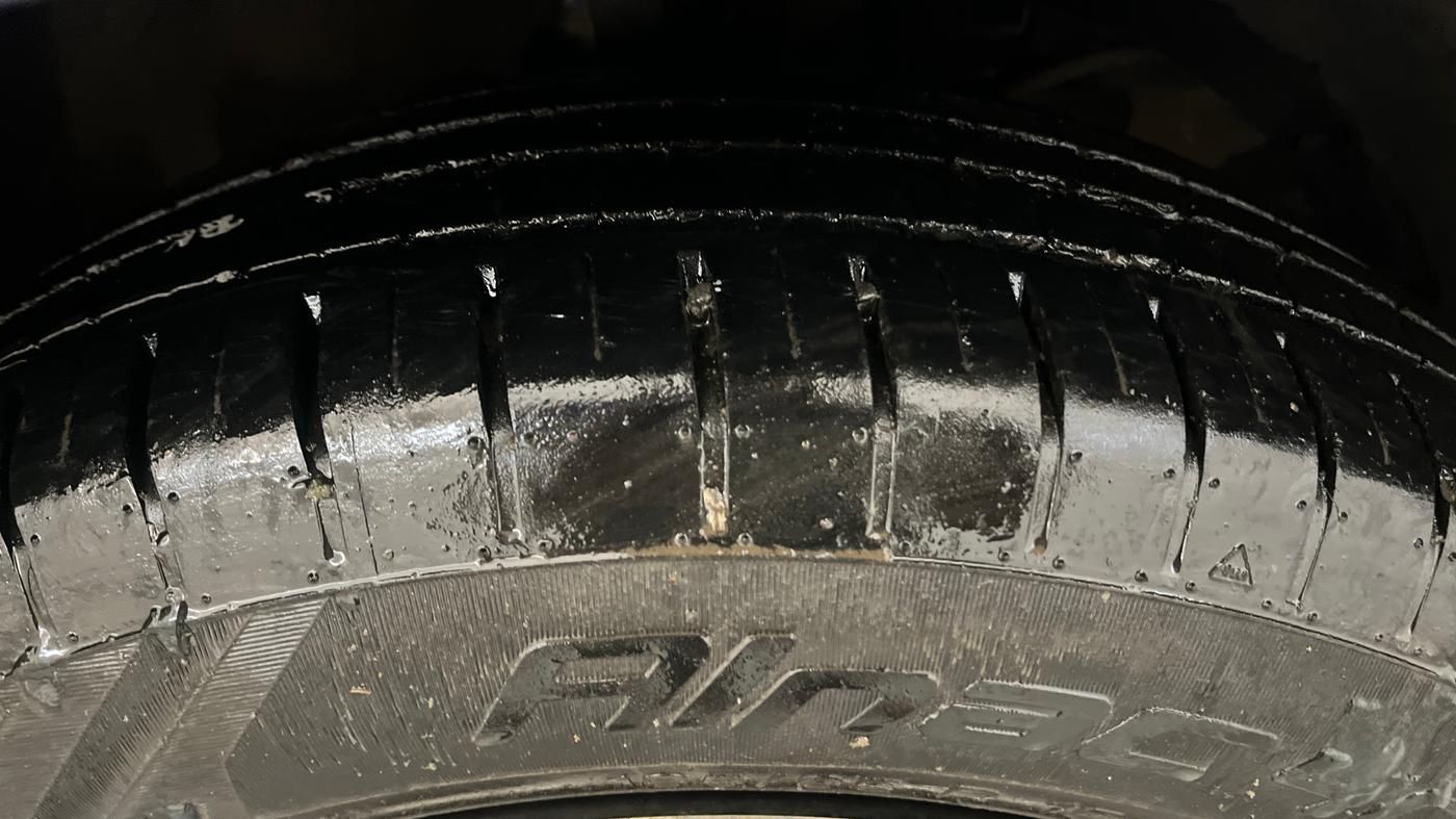 2019 Maruti Swift ZXI PLUS AMT, Petrol, Automatic, 19,514 km, Right Front Tyre Tread