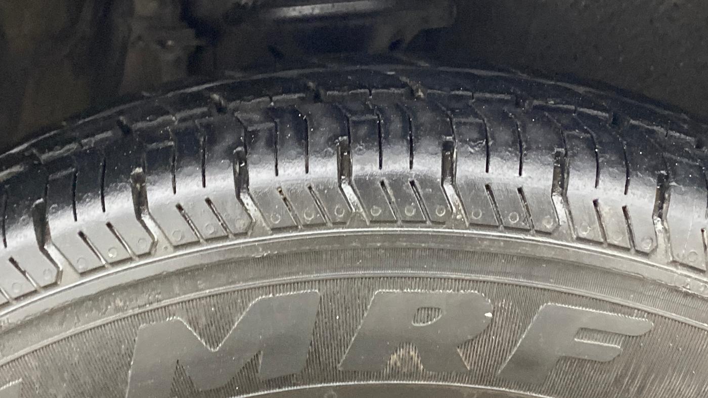 2015 Maruti Alto 800 VXI, Petrol, Manual, 57,304 km, Right Front Tyre Tread