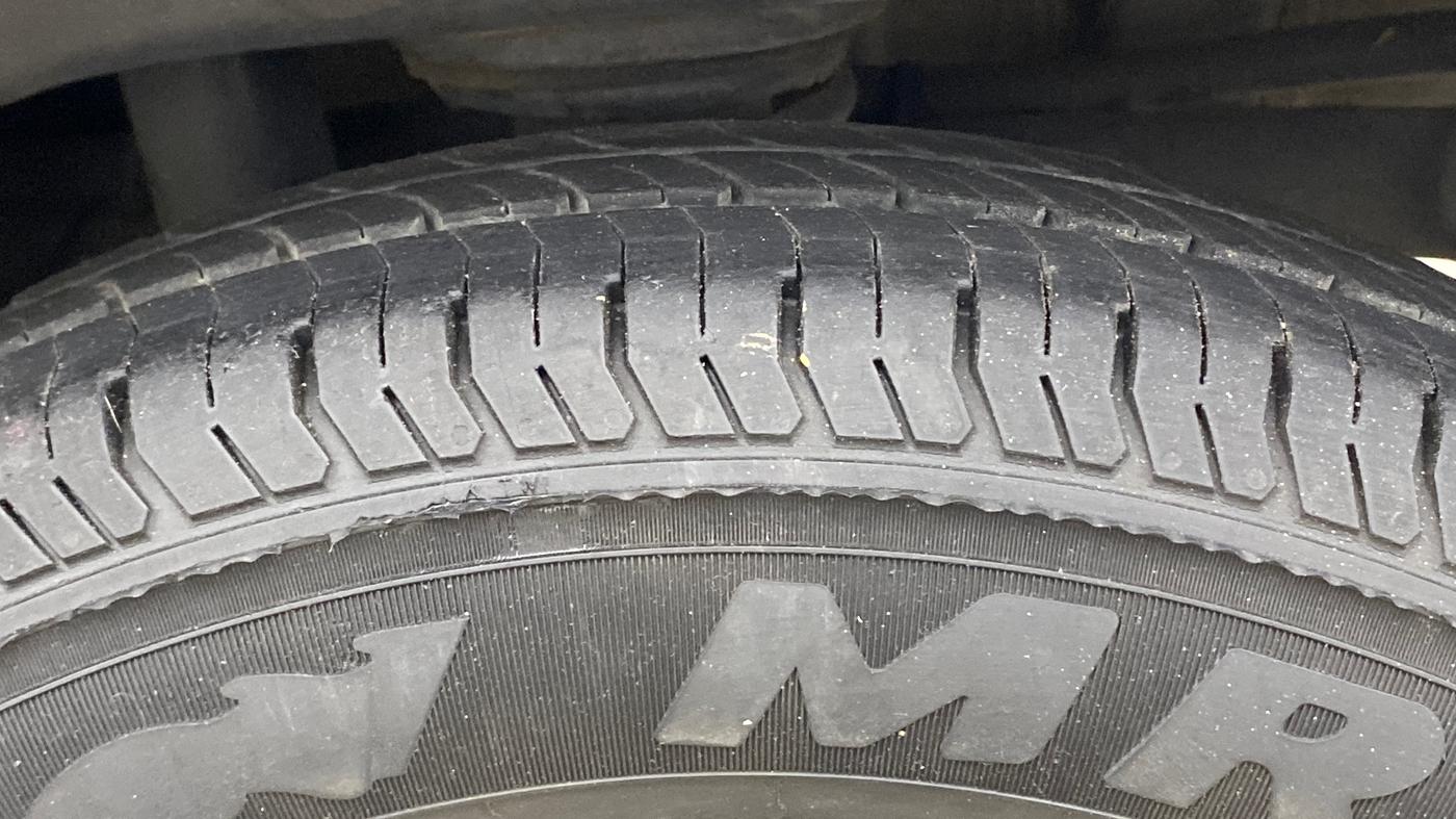 2015 Maruti Alto 800 VXI, Petrol, Manual, 57,304 km, Left Rear Tyre Tread