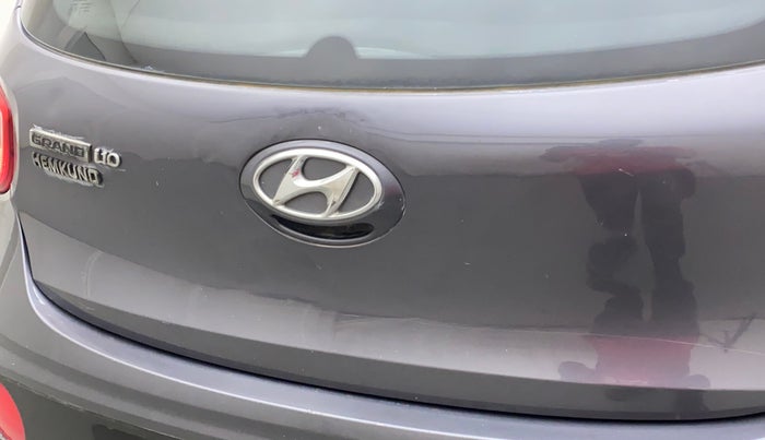 2018 Hyundai Grand i10 MAGNA 1.2 KAPPA VTVT, Petrol, Manual, 14,698 km, Dicky (Boot door) - Slightly dented