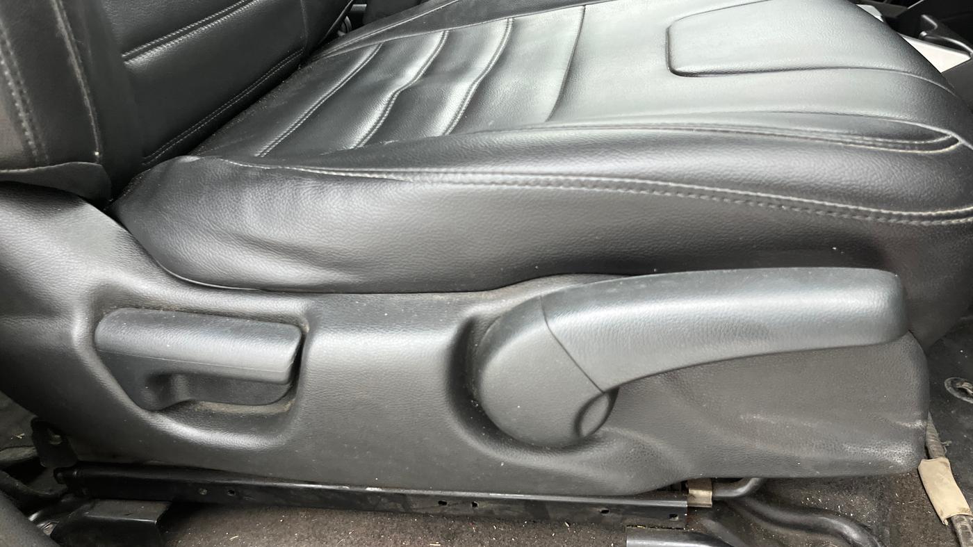 2018 Honda WR-V 1.2L I-VTEC S MT, Petrol, Manual, 95,159 km, Driver Side Adjustment Panel