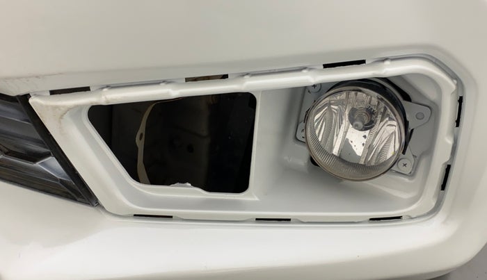 2018 Honda Amaze 1.2L I-VTEC VX, Petrol, Manual, 33,792 km, Left fog light - Cover missing
