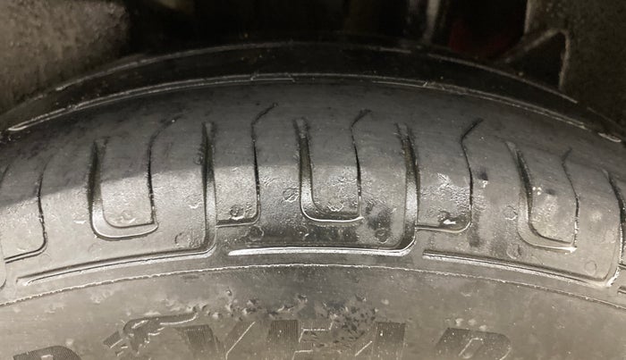 2018 Maruti Swift VDI AMT, Diesel, Automatic, 97,354 km, Left Rear Tyre Tread