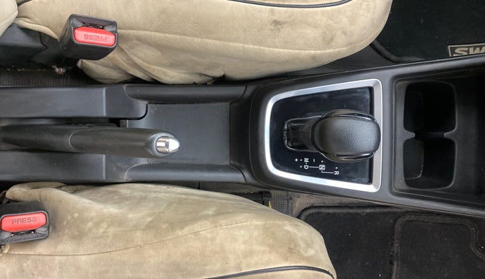 2018 Maruti Swift VDI AMT, Diesel, Automatic, 97,354 km, Gear Lever