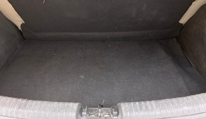 2013 Hyundai Grand i10 SPORTZ 1.2 KAPPA VTVT, Petrol, Manual, 67,372 km, Boot Inside