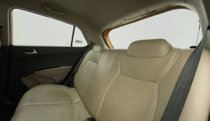 2013 Hyundai Grand i10 SPORTZ 1.2 KAPPA VTVT, Petrol, Manual, 67,372 km, Right Side Rear Door Cabin