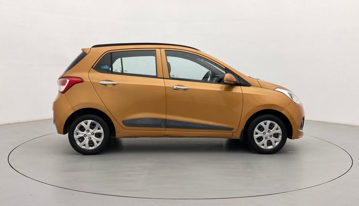 2013 Hyundai Grand i10 SPORTZ 1.2 KAPPA VTVT, Petrol, Manual, 67,372 km, Right Side View