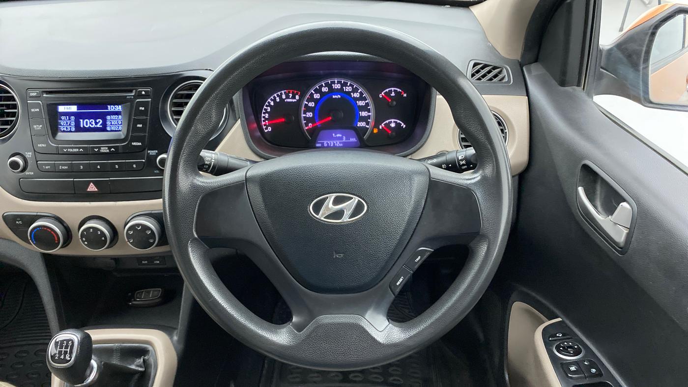 2013 Hyundai Grand i10 SPORTZ 1.2 KAPPA VTVT, Petrol, Manual, 67,372 km, Steering Wheel Close Up