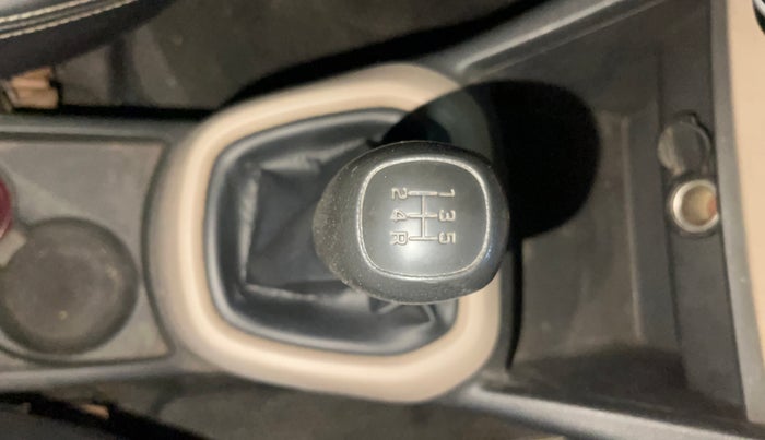 2017 Hyundai Grand i10 MAGNA 1.2 KAPPA VTVT, Petrol, Manual, 87,981 km, Gear Lever