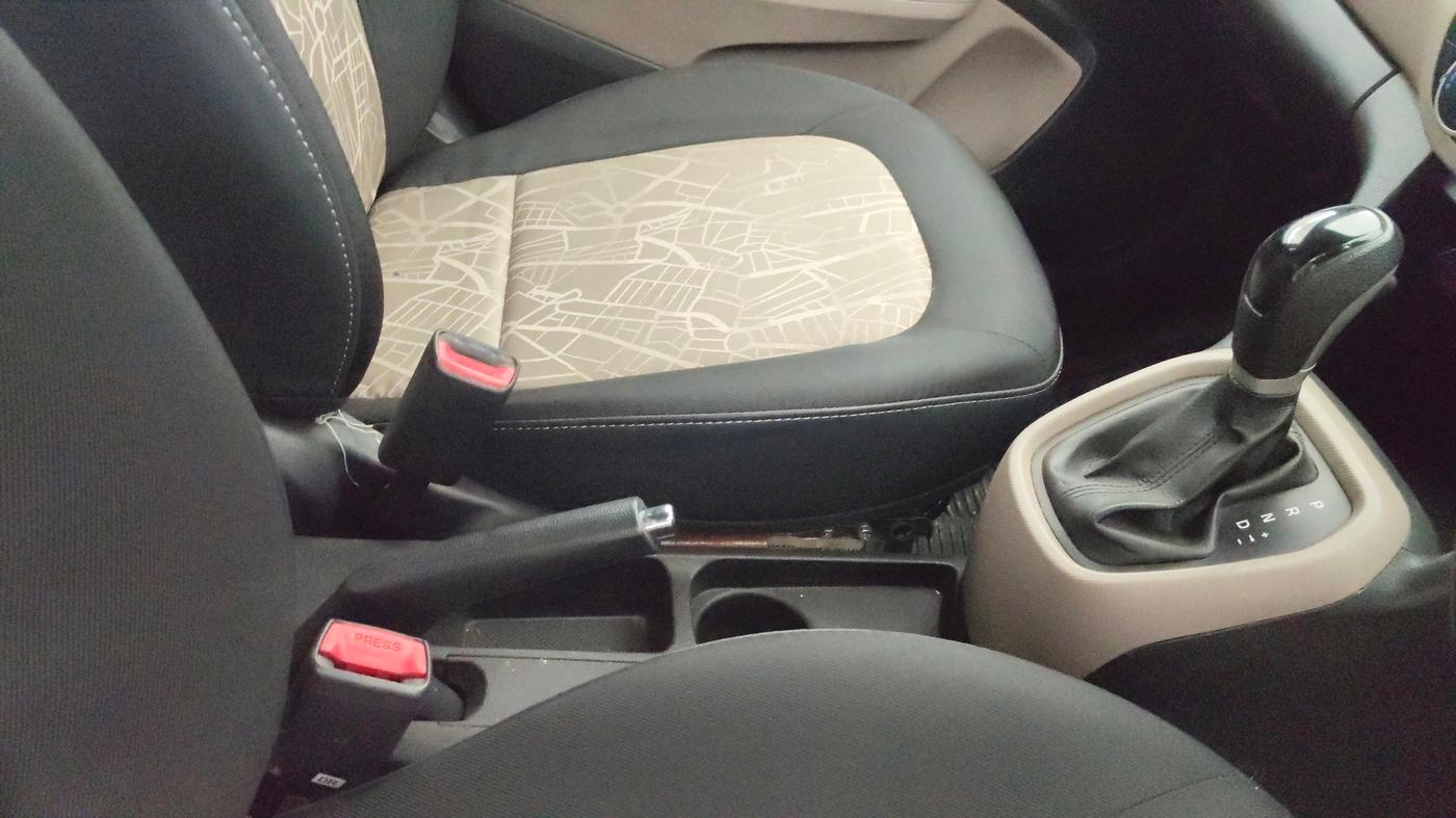 2015 Hyundai Grand i10 ASTA AT 1.2 KAPPA VTVT, Petrol, Automatic, 67,312 km, Gear Lever
