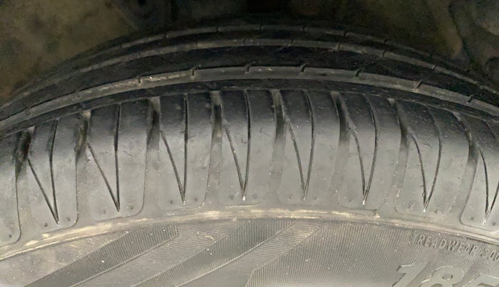 2014 Hyundai i20 SPORTZ 1.2, Petrol, Manual, 72,903 km, Right Front Tyre Tread