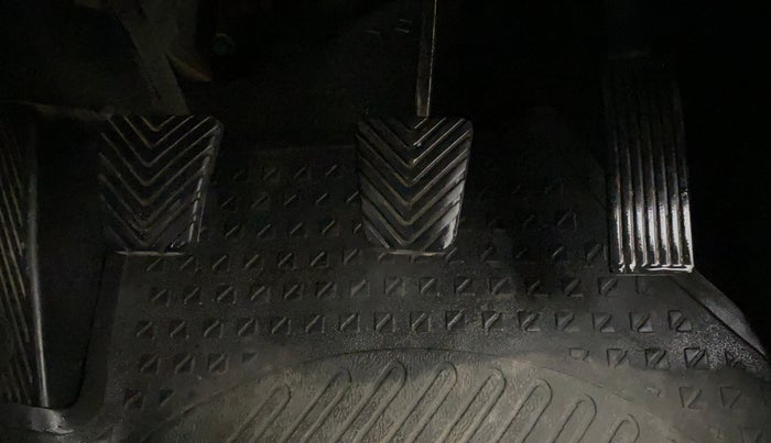 2014 Hyundai i20 SPORTZ 1.2, Petrol, Manual, 72,903 km, Pedals