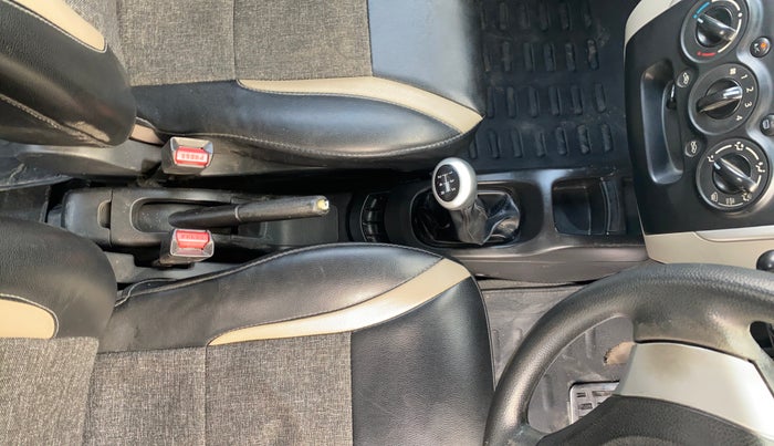 2014 Maruti Wagon R 1.0 VXI, Petrol, Manual, 44,453 km, Gear Lever