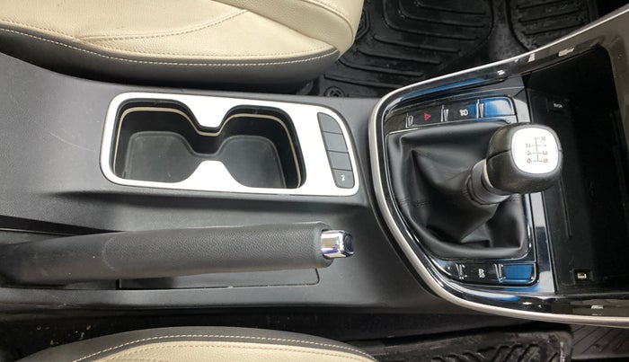 2023 MG HECTOR SMART PRO 2.0 TURBO DIESEL, Diesel, Manual, 34,215 km, Gear Lever