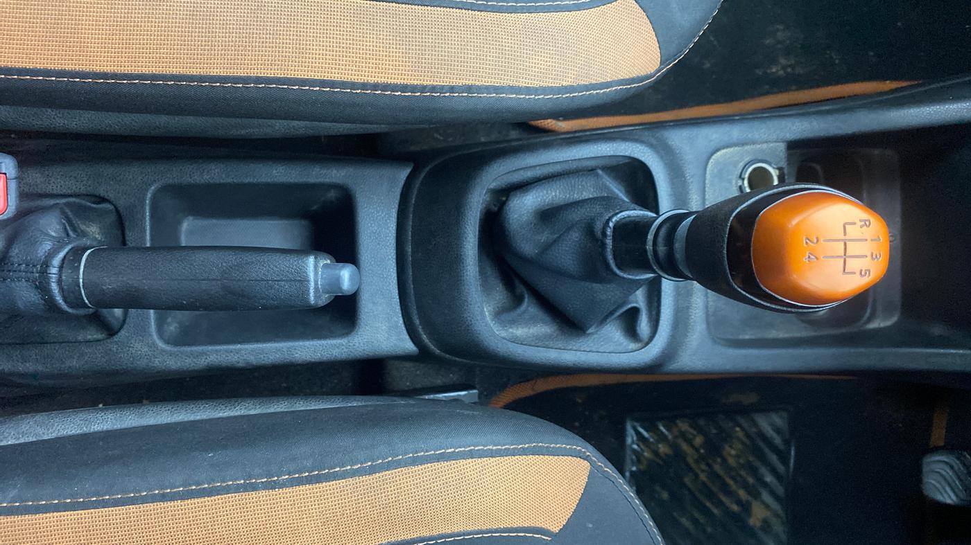 2018 Renault Kwid CLIMBER 1.0, Petrol, Manual, 46,690 km, Gear Lever