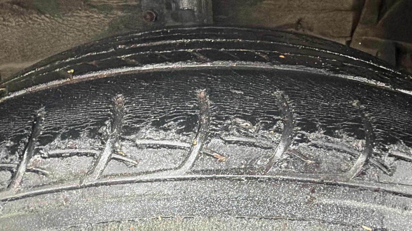 2015 Maruti Ciaz VXI+, Petrol, Manual, 63,361 km, Right Front Tyre Tread