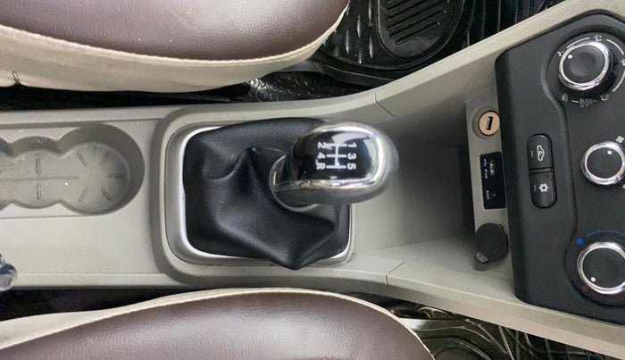 2016 Tata Tiago XZ PETROL, Petrol, Manual, 58,013 km, Gear Lever