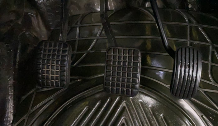 2016 Tata Tiago XZ PETROL, Petrol, Manual, 58,013 km, Pedals