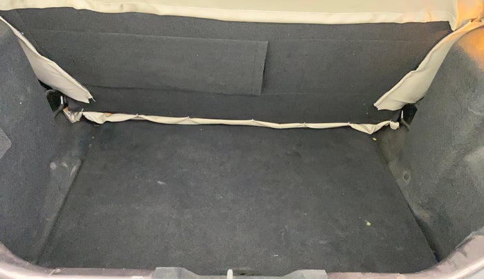 2016 Tata Tiago XZ PETROL, Petrol, Manual, 58,013 km, Boot Inside