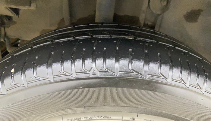 2016 Tata Tiago XZ PETROL, Petrol, Manual, 58,013 km, Right Rear Tyre Tread