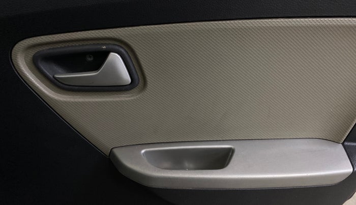 2017 Maruti Alto K10 VXI (O), Petrol, Manual, 60,652 km, Driver Side Door Panels Control