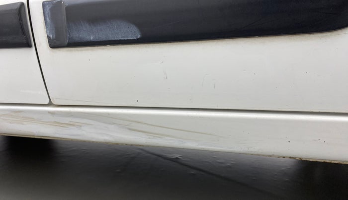2012 Maruti Wagon R 1.0 LXI CNG, CNG, Manual, 53,261 km, Left running board - Slightly dented