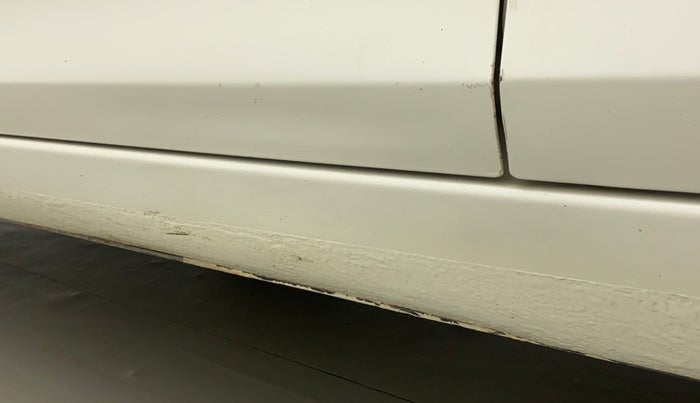 2018 Maruti Swift Dzire TOUR S PETROL, CNG, Manual, 68,885 km, Left running board - Minor scratches