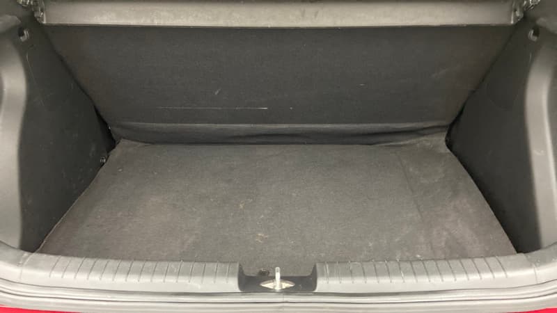 2016 Hyundai Elite i20 SPORTZ 1.2, Petrol, Manual, 67,715 km, Boot Inside